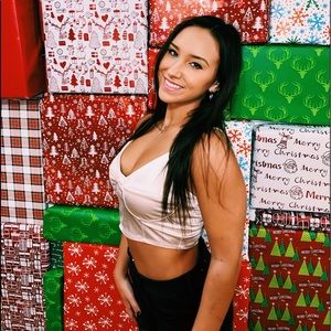 Meet your Posher, Aige